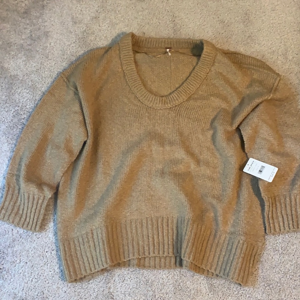 Free people tunic sweater. NWT. desert camel